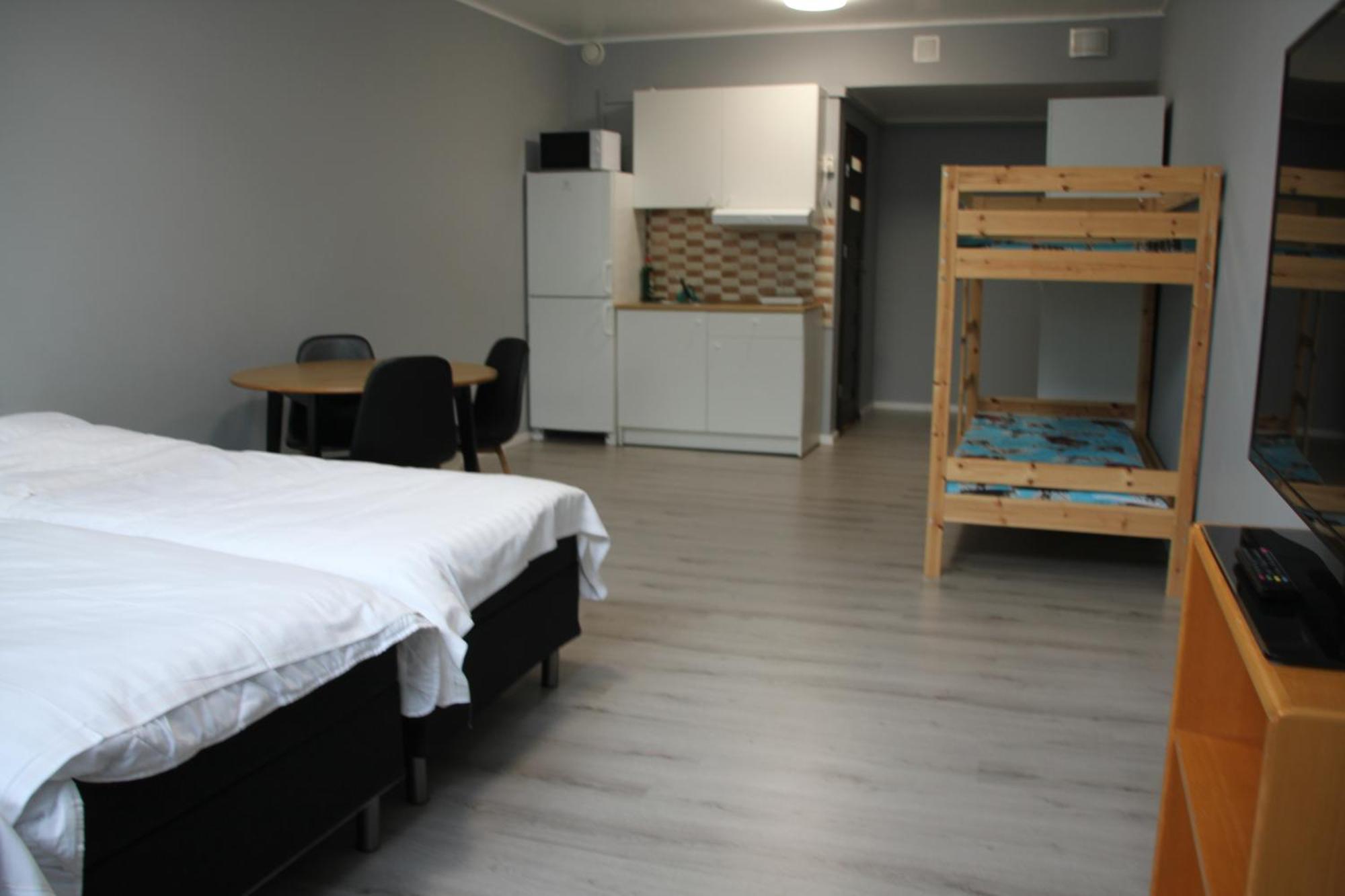 Rönninge Hotell Salem מראה חיצוני תמונה